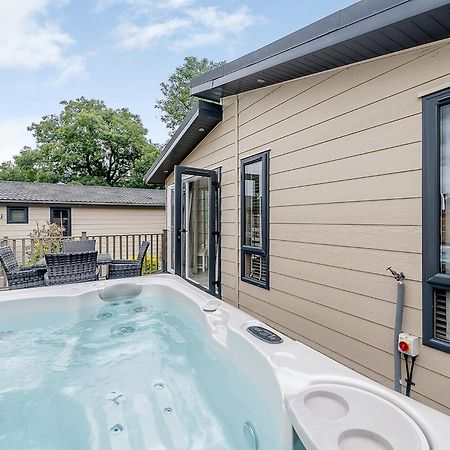 Hornbeam Country Park Hotel Honiton Buitenkant foto